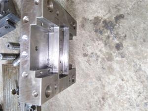 > </div>
<div class=